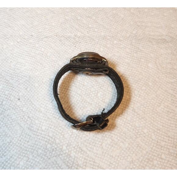 Minnie Mouse Vintage Rare Red Glove Hands Women's Watch Pre-owned - Picture 4 of 4